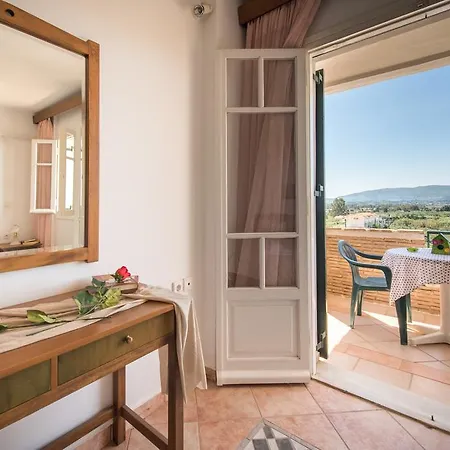 Dolce Apartment Kalamákion